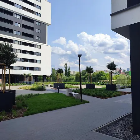 Aura Towers アパート *